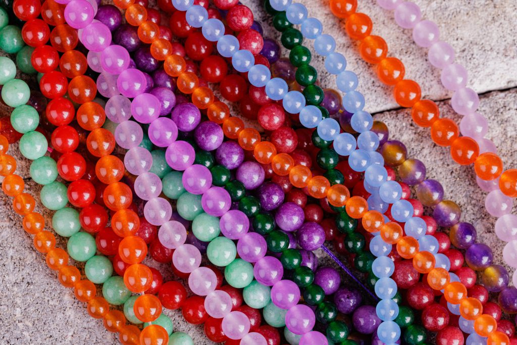 fotografii-produs-bijuterie-pietre-pretioase-perle-caseta-studio