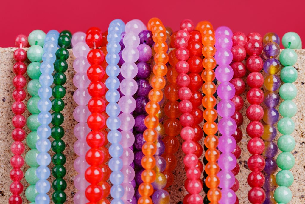 fotografii-produs-bijuterie-pietre-pretioase-perle-caseta-studio